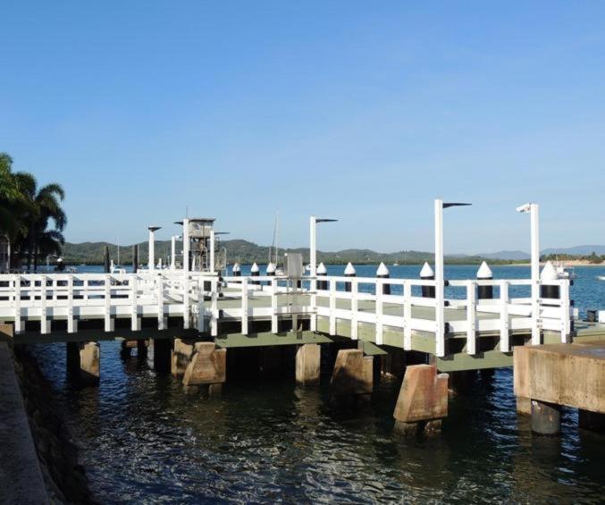 J & Ella'S Holiday House - 1 Bedroom, 1 Bathroom Home Cooktown Exterior foto