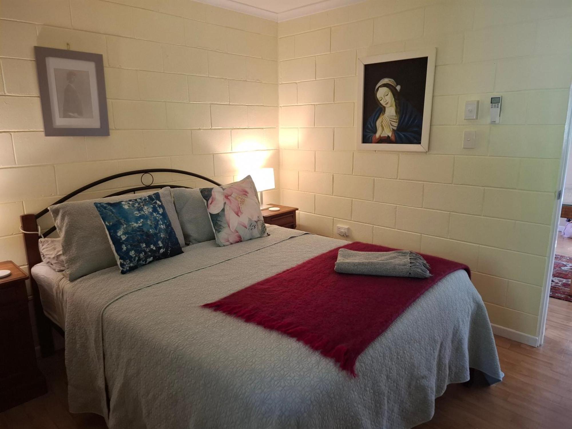 J & Ella'S Holiday House - 1 Bedroom, 1 Bathroom Home Cooktown Exterior foto